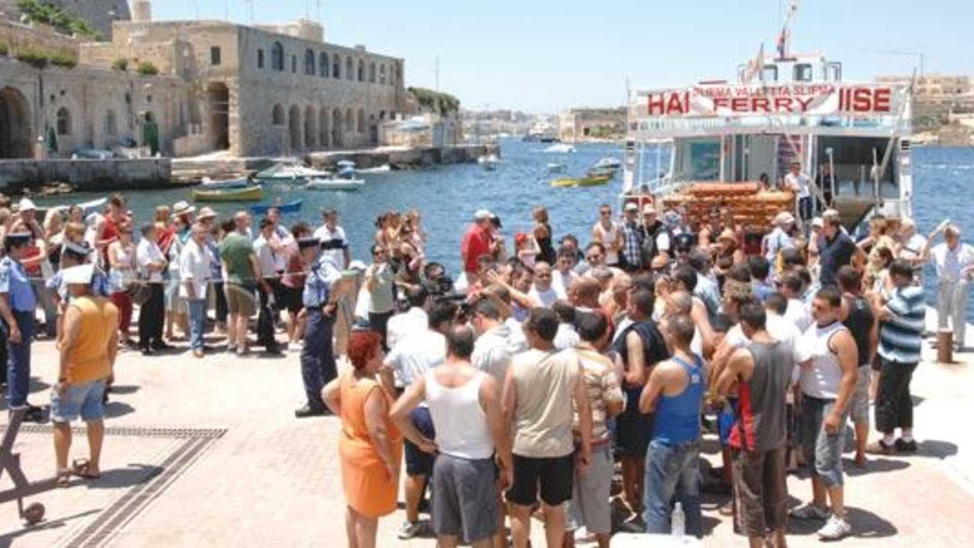 Ferry to sliema