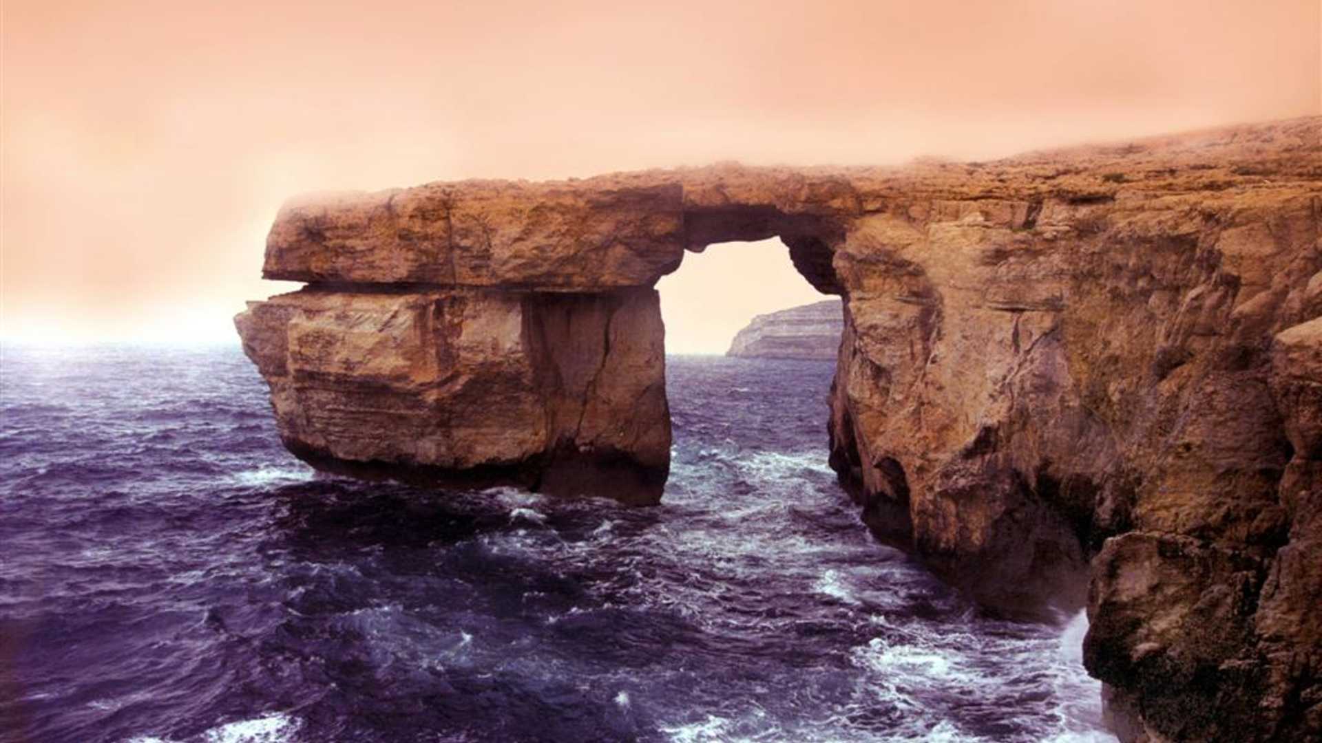 Azure window Large