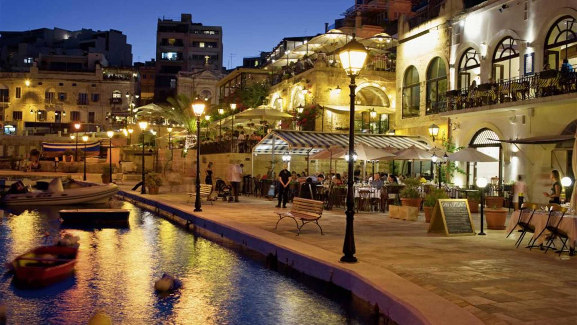 Spinola Bay