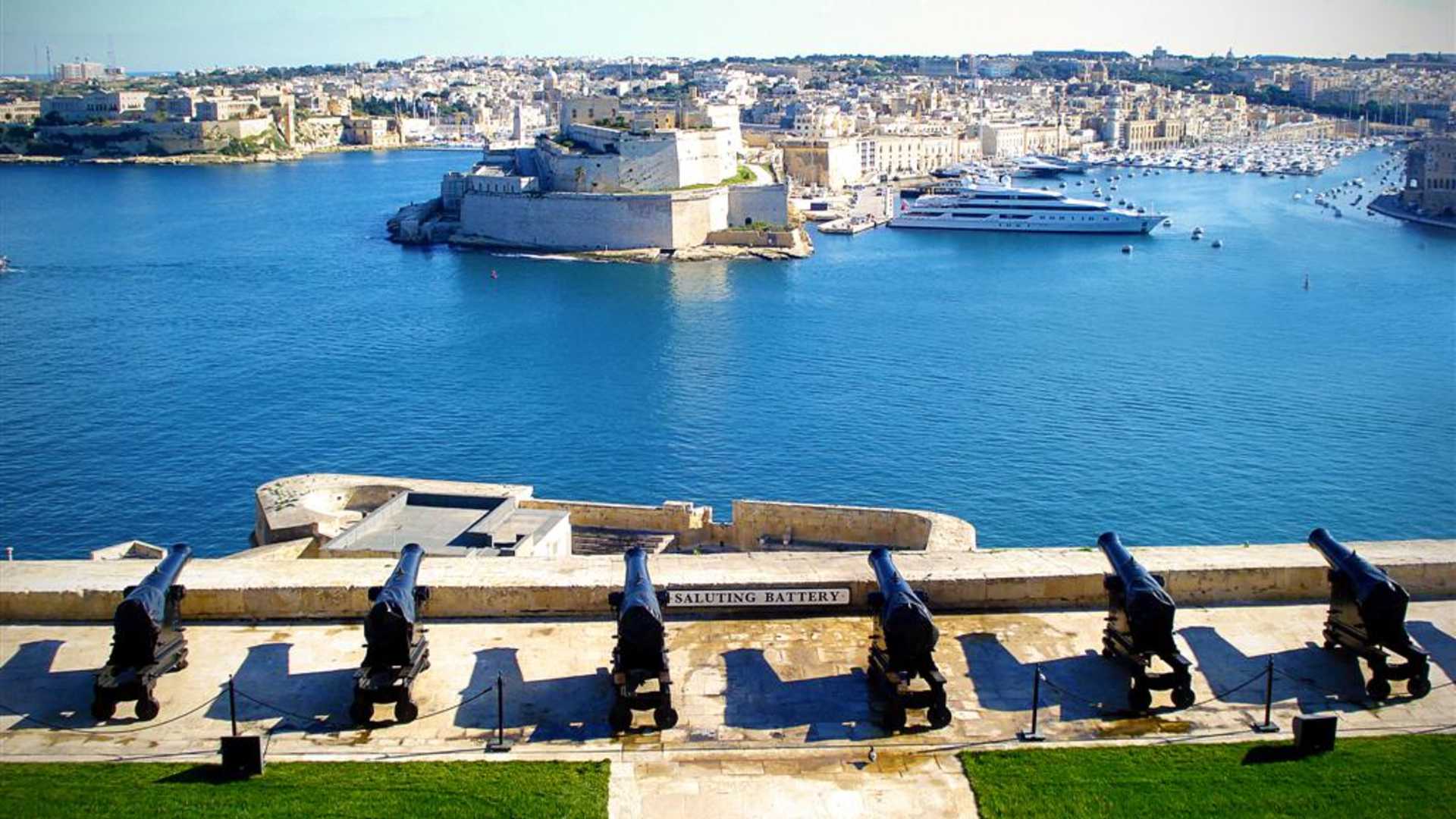 The Grand Harbour 5 Large