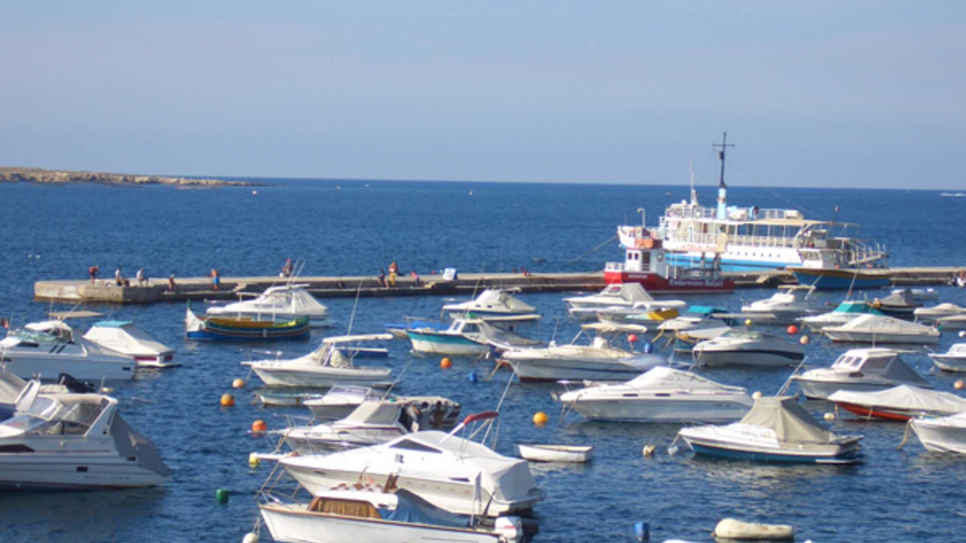 Buggibba boats