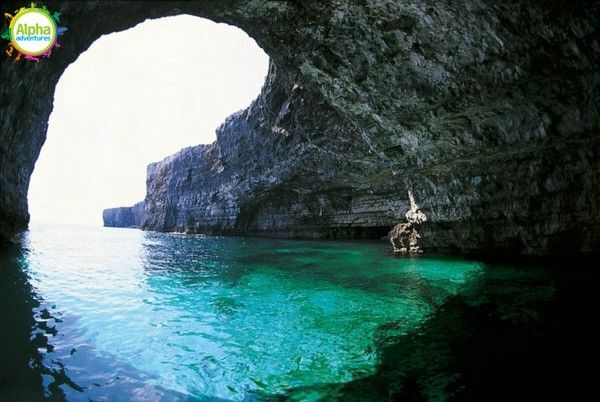 Cave comino